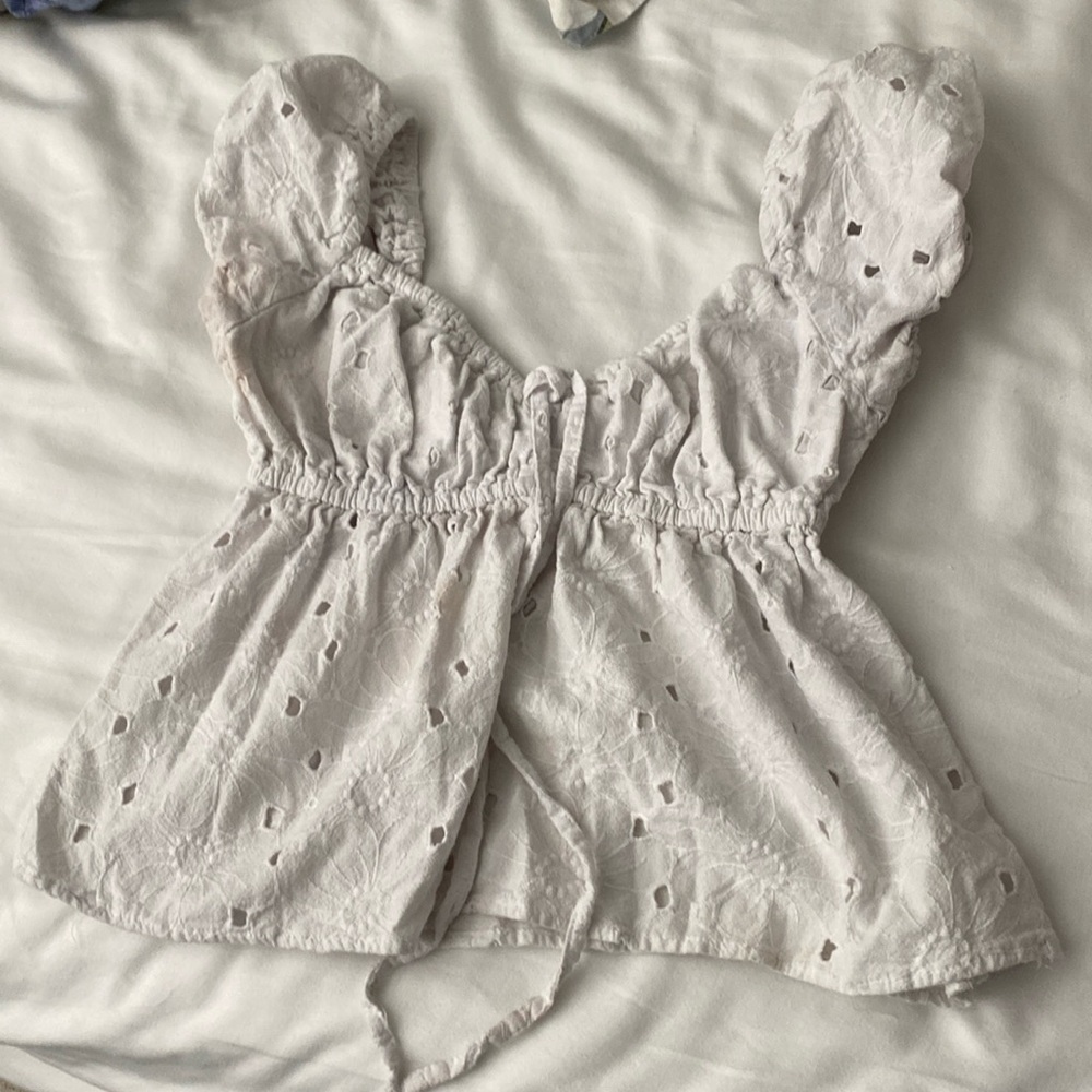 White Ruffled Top - Picture 3 of 4